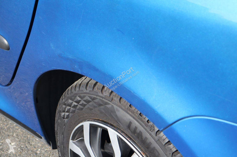 Véhicule utilitaire Peugeot