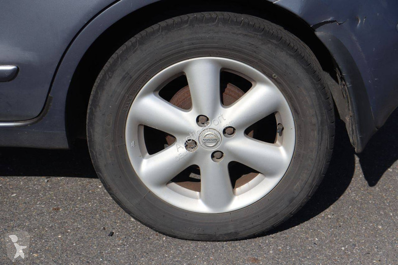 Furgoneta Nissan