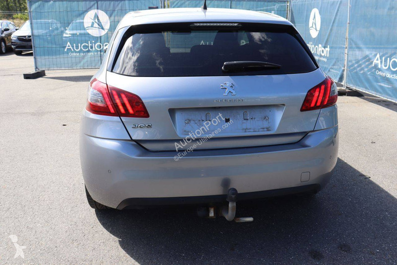 Véhicule utilitaire Peugeot