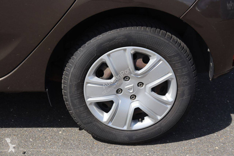 Véhicule utilitaire Dacia