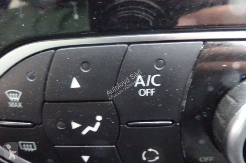 Véhicule utilitaire Renault CLIO BREAK 1,5 DCI 90