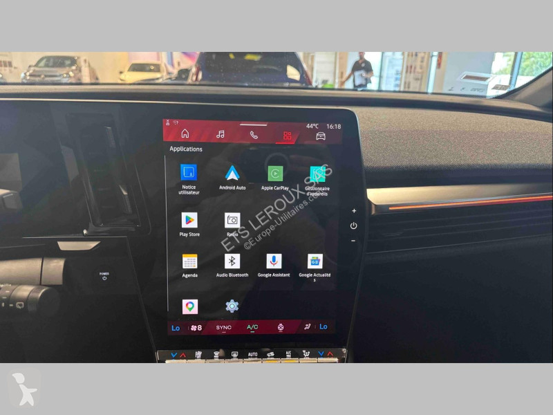 Véhicule utilitaire Renault MEGANE E-TECH