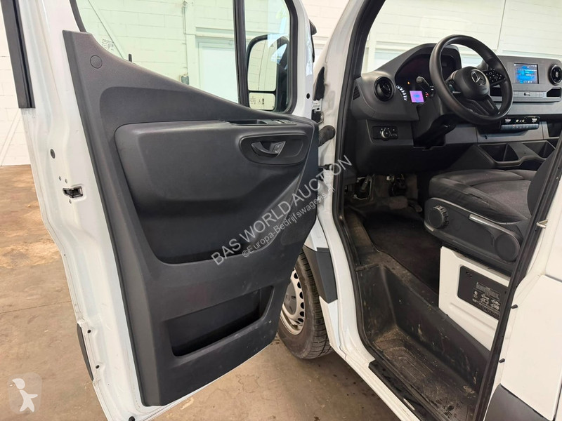 Véhicule utilitaire Mercedes 316 2.2 CDI L2H2...