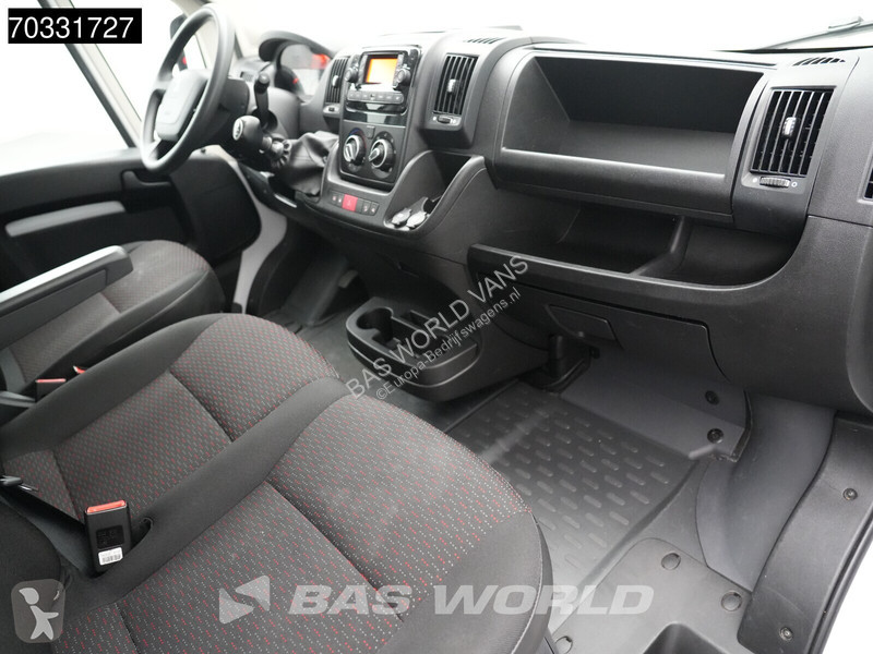 Véhicule utilitaire Peugeot Laadklep Bakwagen...
