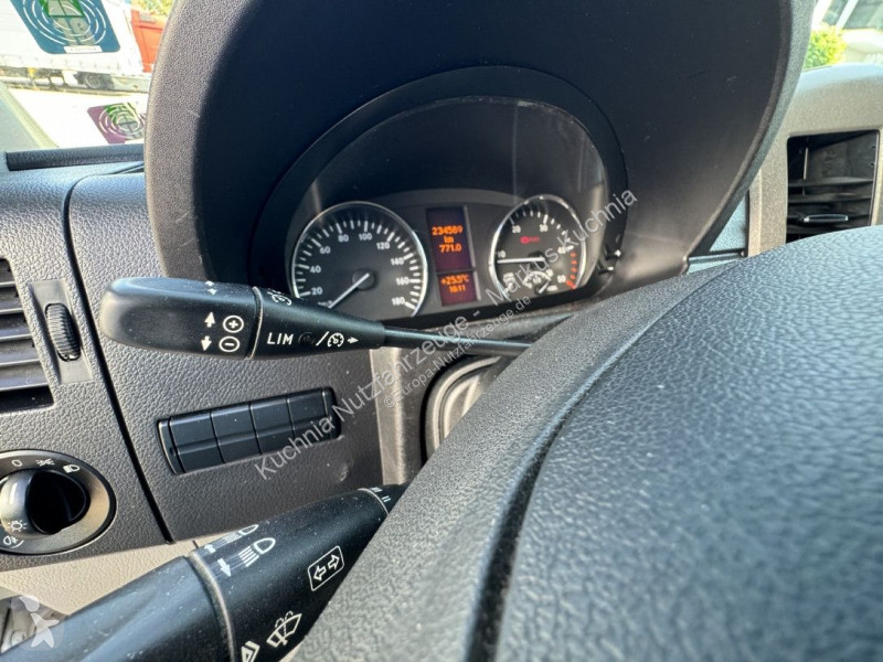 Bedrijfswagen Mercedes 313 MAXI 3-Sitze Euro-5...