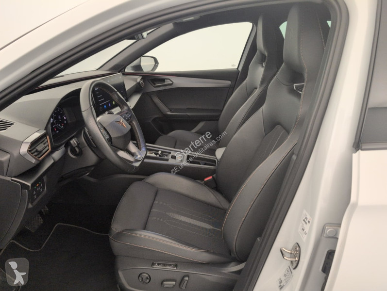 Véhicule utilitaire Cupra  LEON
