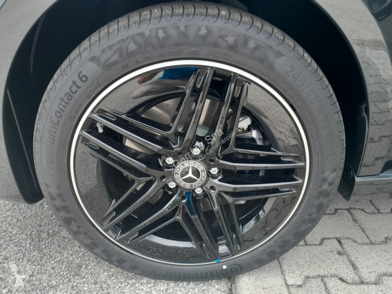 Bedrijfswagen Mercedes