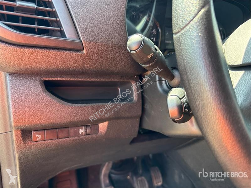 Комерційні автомобілі Opel 1.5