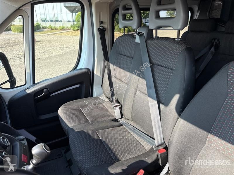 Véhicule utilitaire Opel 2.2 103 KW Mixto KA L4H2