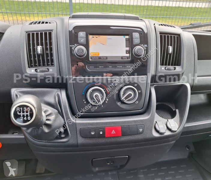 Véhicule utilitaire Peugeot Kasten Hoch*335...