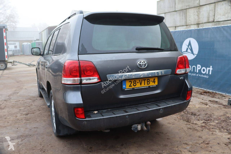 Furgoneta Toyota LANDCRUISER (200 SERIES)