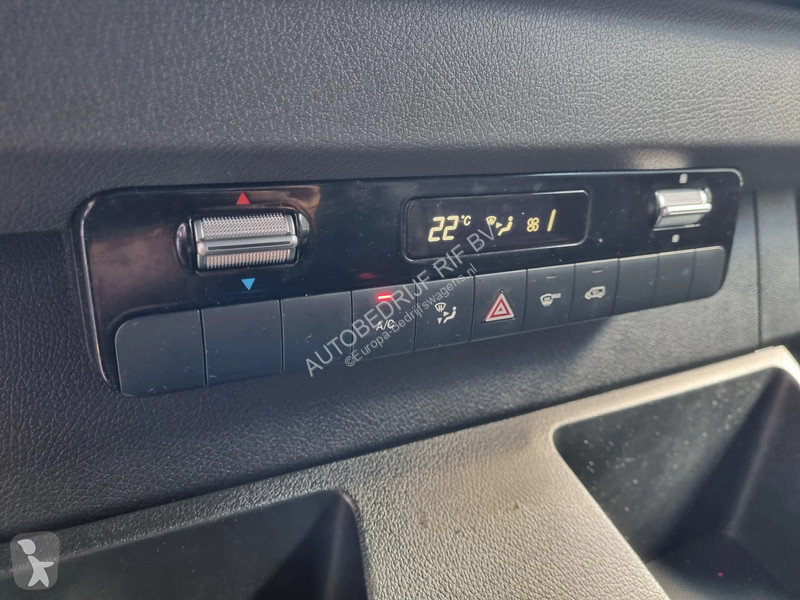 Комерційні автомобілі Mercedes 516 CDI Open...