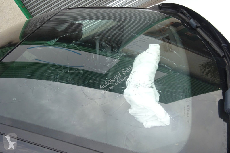 Лекотоварен автомобил Opel ASTRA 1,2 E-DSC 136...