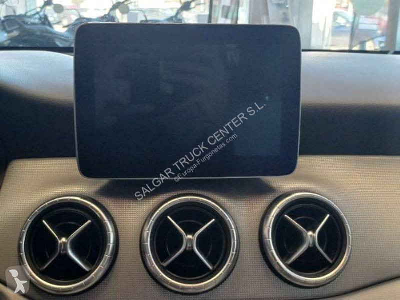 Furgoneta Mercedes