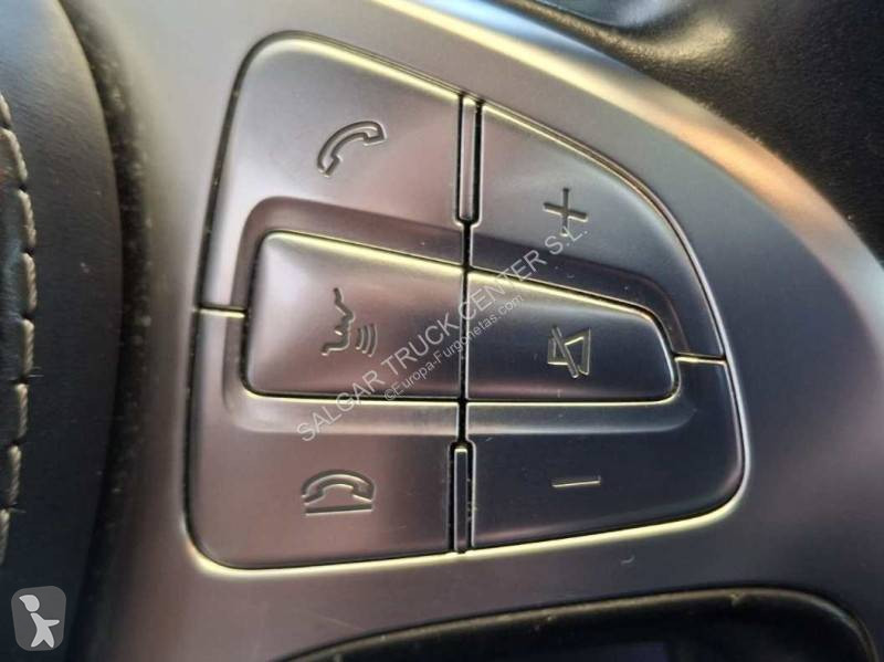 Лекотоварен автомобил Mercedes