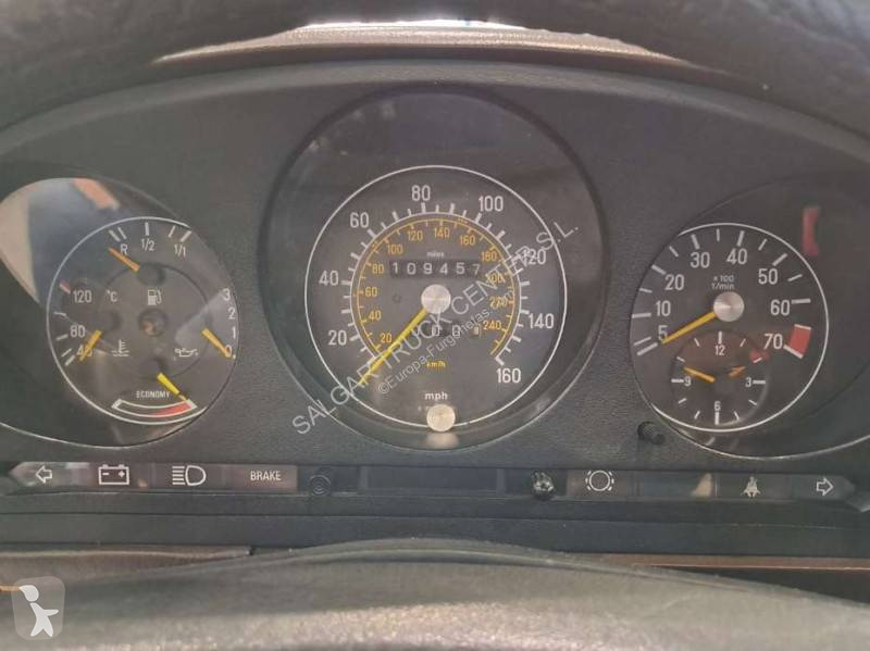 Furgoneta Mercedes