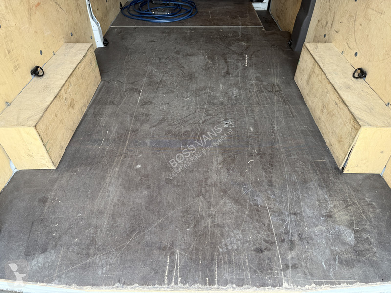 Furgoneta Ford 68kWh 184PK L3H2 317km WLTP...