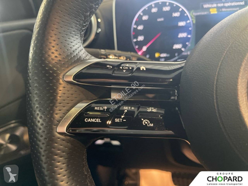 Лекотоварен автомобил Mercedes GLC 300 de...