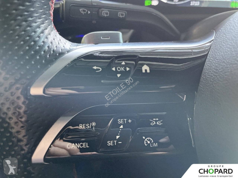 Лекотоварен автомобил Mercedes Classe A 250 e...