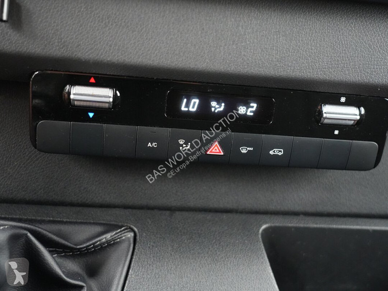 Лекотоварен автомобил Mercedes 314 CDI