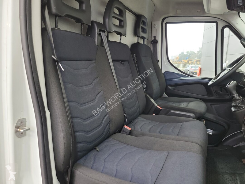 Furgoneta Iveco 72C18