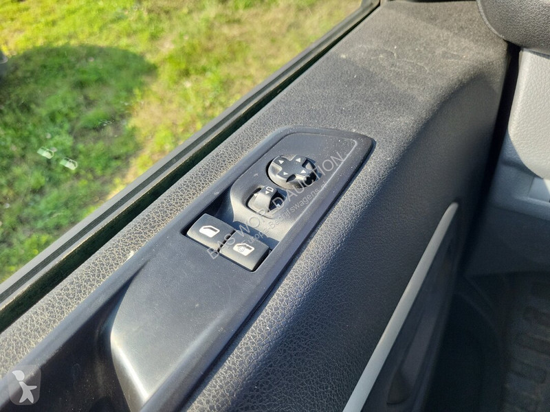 Furgoneta Peugeot 120pk