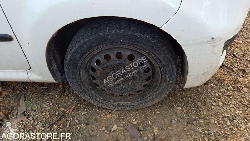 Лекотоварен автомобил Peugeot 107
