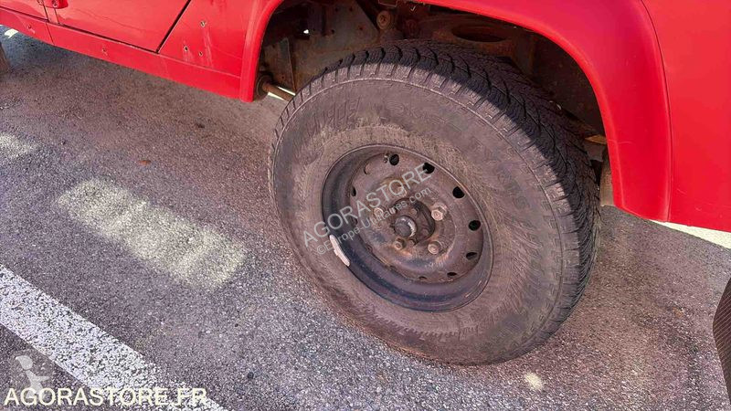 Furgoneta Land Rover DEFENDER