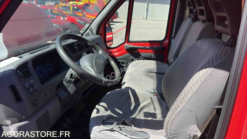 Лекотоварен автомобил Citroën JUMPER