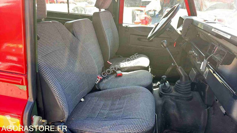 Furgoneta Land Rover DEFENDER