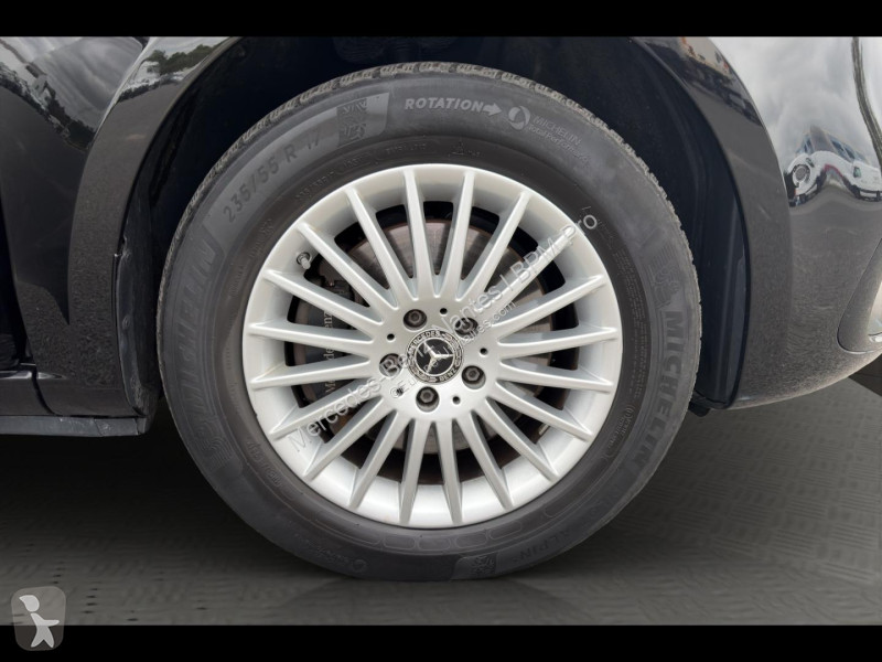 Лекотоварен автомобил Mercedes 300 d Long...