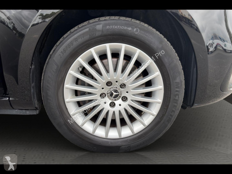 Лекотоварен автомобил Mercedes 300 d Long...