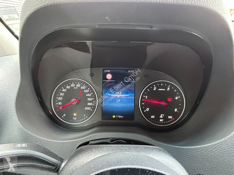 Лекотоварен автомобил Mercedes 317 CDI 4325...