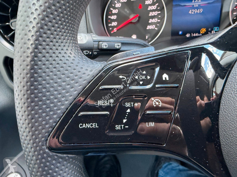Лекотоварен автомобил Mercedes Vito  9G Tourer...