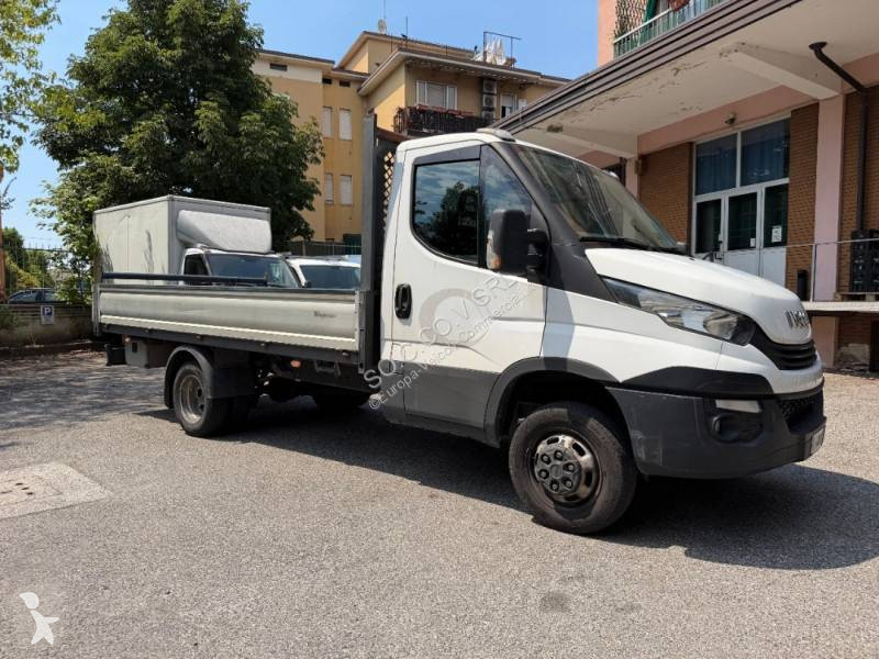 Furgoneta Iveco 35C12