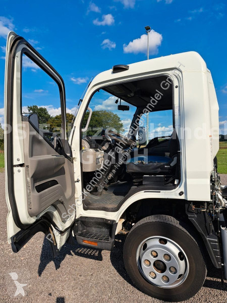 Furgoneta Fuso 7C18* HIAB Abrollkipper