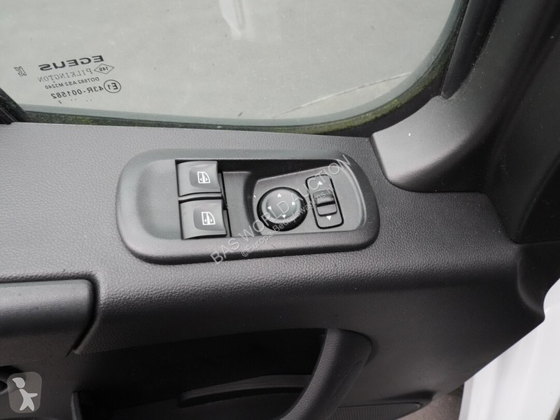 Bedrijfswagen Renault 145PK