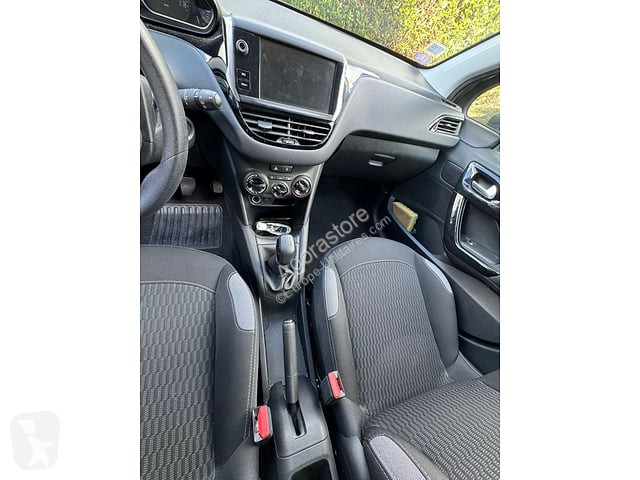 Furgoneta Peugeot 208
