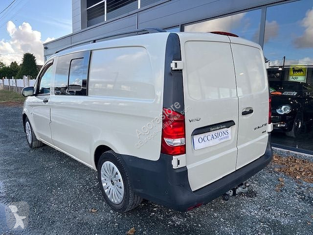 Veículo utilitário Mercedes VITO