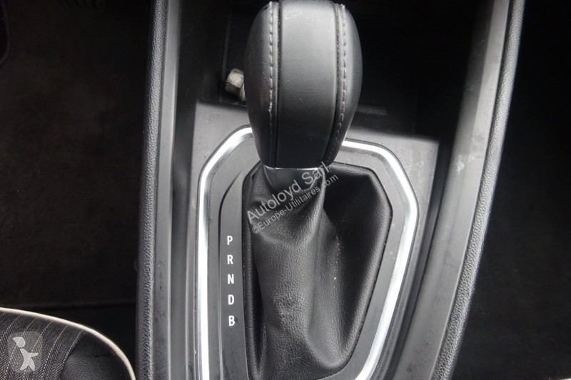 Коммерческий автомобиль Mitsubishi COLT 1,6...