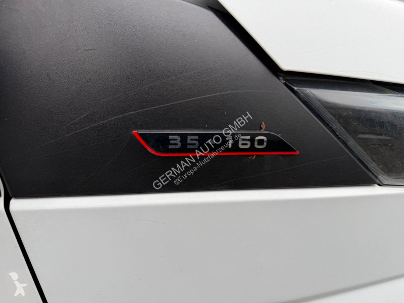 Veículo utilitário Iveco 35C16 3,0L Koffer LBW...