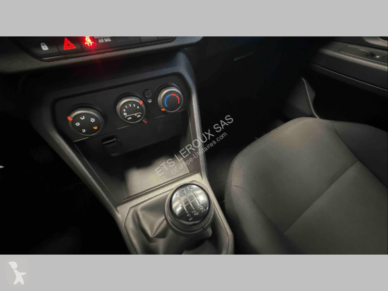 Užitkové vozidlo Dacia SANDERO