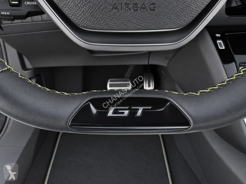 Užitkové vozidlo Peugeot 1.2 Puretech 130 GT EAT8