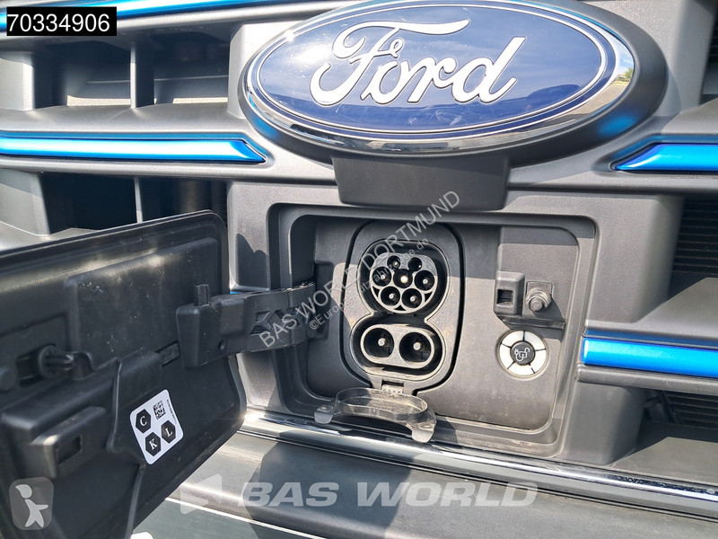 Užitkové vozidlo Ford Elektro 68kWh 317km WLTP...