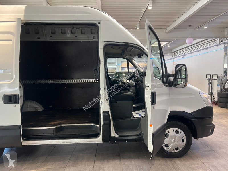 Furgoneta Iveco 35S17 3,0...