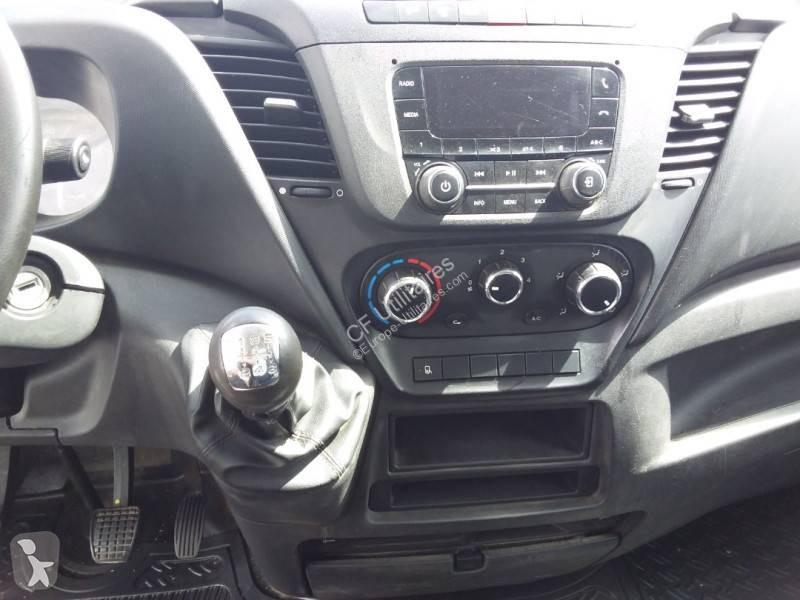 Furgoneta Iveco 35C15