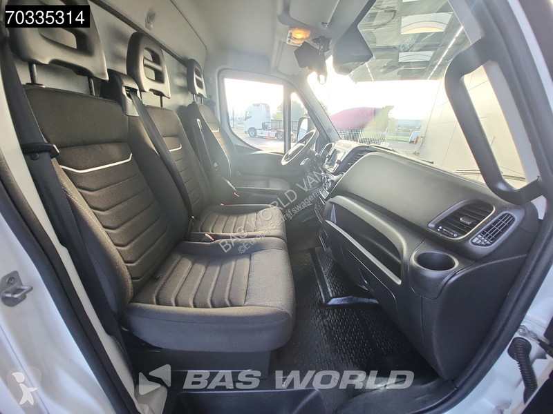 Furgoneta Iveco 72C21 3.0L Automaat 210PK...