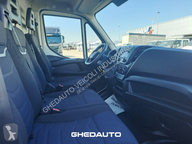 Haszongépjármű Iveco 35S16
