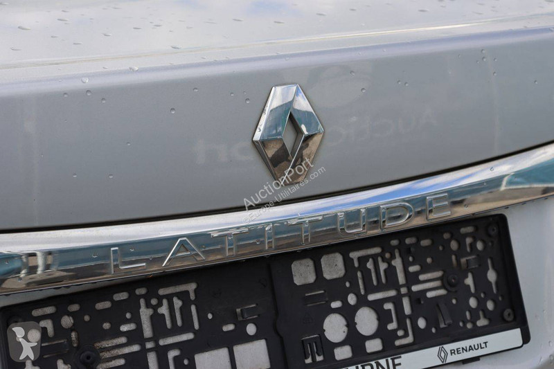 Haszongépjármű Renault  latitude