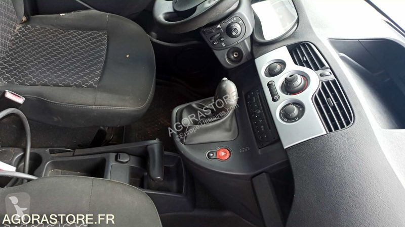 Veículo utilitário Renault KANGOO